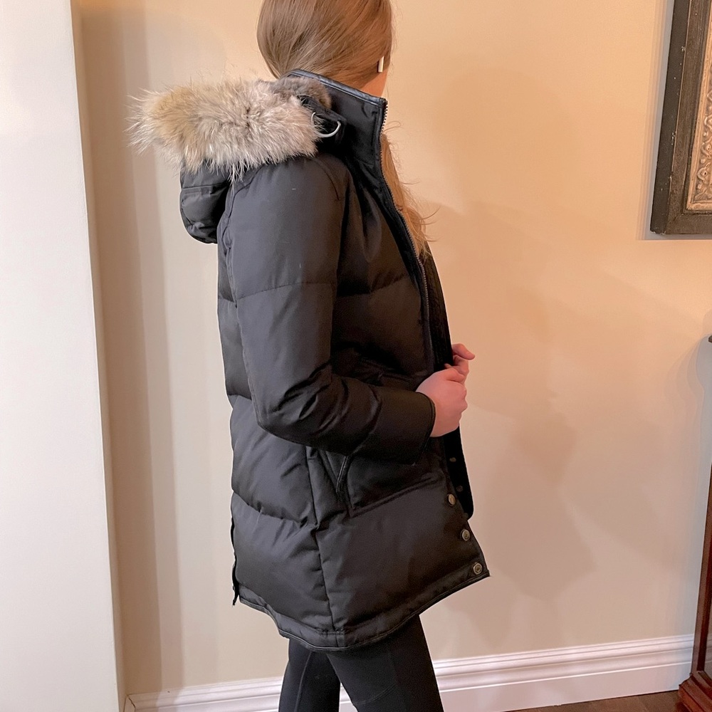 Pre-teen size 10/12 super warm Pajar parka.